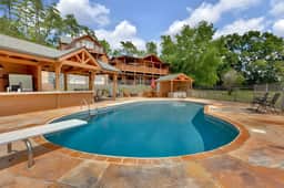Epic 3 acre Smoky Mountain Cabin with outdoor pool