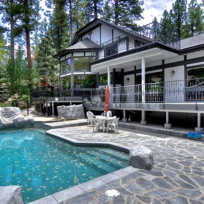 Estate by the Lake! outdoor Pool! 7000 square feet!