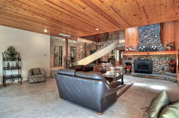 Estate by the Lake! outdoor Pool! 7000 square feet!