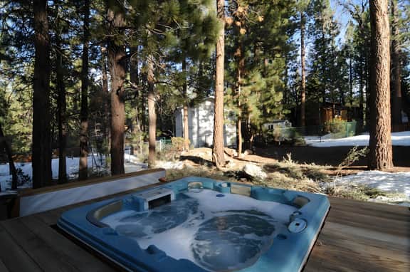 Pine Lodge at Snow Summit.  Spa and Pool Table!