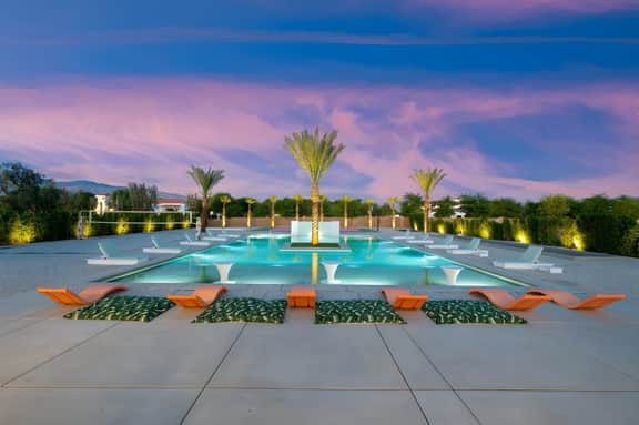 Nahana Desert Oasis with massive pool, pickleball, beach volleyball, bocce!