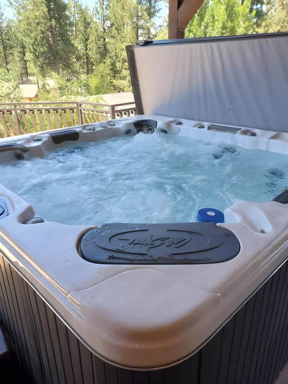 Incredible Big Bear Estate, pool table, spa, views! AC!!