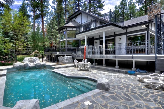 Estate by the Lake! outdoor Pool! 7000 square feet!